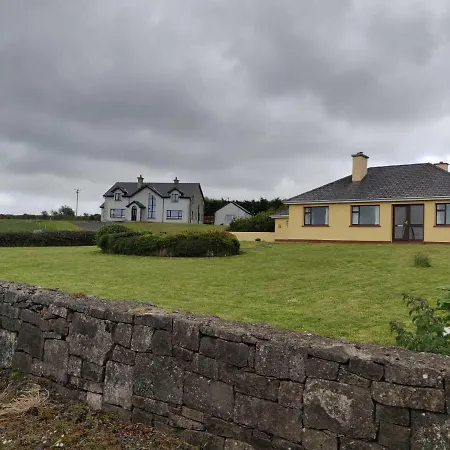 Dun Briste Self Catering